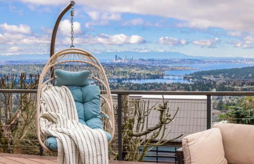 Luxury Bellevue 2B Basement w Stunning View - Foto 1