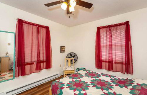 Private w Screened Porch Deck & Pet-Friendly - Foto 26