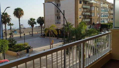 Nonna Beach Apartment Two-Bedroom - Photo 2