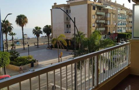 Nonna Beach Apartment Two-Bedroom - Photo 2