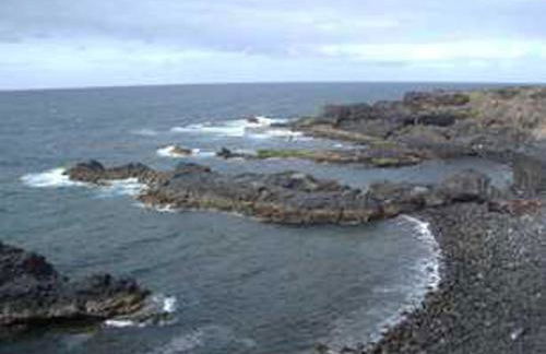 Villa-sleeps4-parking-garden-pool-nearairport - Foto 32