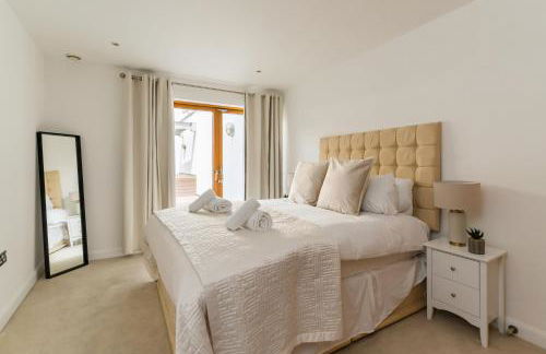 In the middle of Cardiff City centre - Foto 12