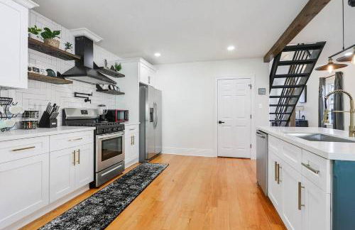 Mid-City Modern Parking Festival Season Stay - Foto 2