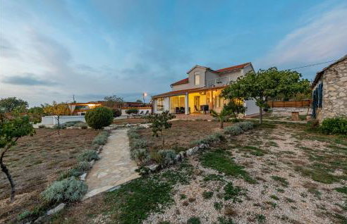 Awesome Home In Krkovic With Sauna - Photo 26