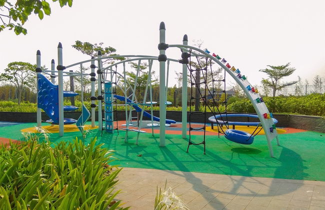 Modern Look And Nice 2Br Gold Coast Apartment Near Pik - Foto 27