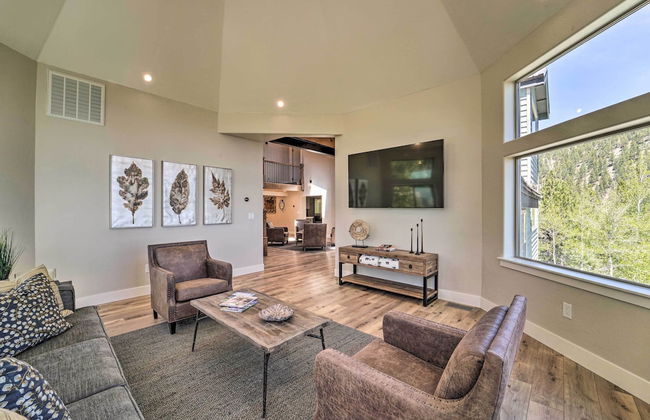 Hot Tub, Pool Table Luxe Reno Chalet with Mtn View! - Foto 83