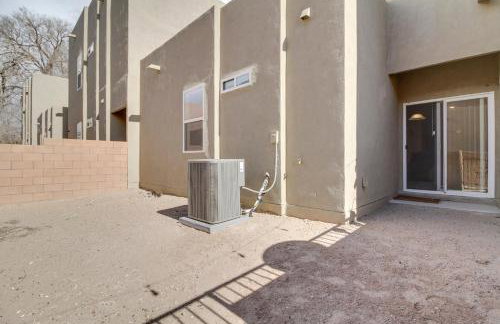 3 Mi to Downtown WFH-Friendly ABQ Townhome! - Photo 3