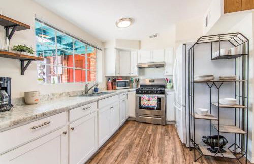 Full Triplex in Central Tucson EV charging - Foto 5