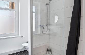 Sali-Homes Boarding Haus Monteur-Wohnungen Balkon Vollküche Autobahnähe - Photo 21