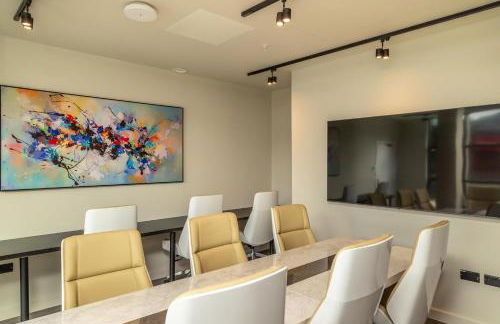 Diff-Rent Studios with gym & Fast Access to Central London & Wembley - Photo 83