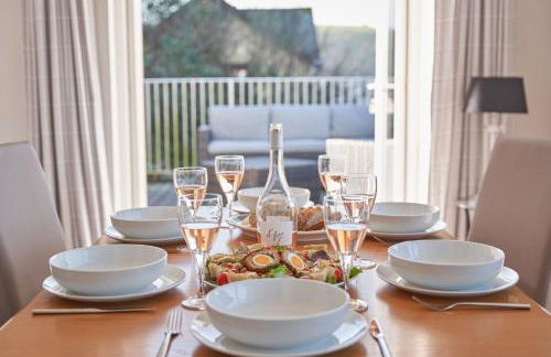 Port Side - Boutique Home with Outstanding River Views - Foto 4