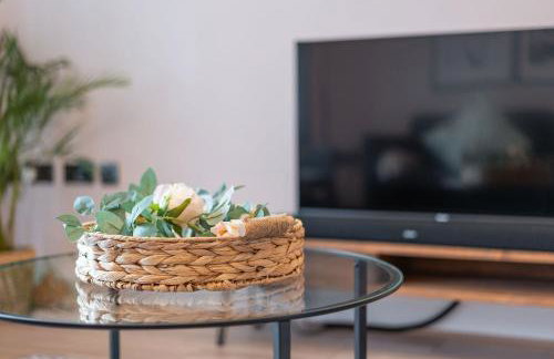 Nature Inspired Bungalow with 3 rooms - 10 mins from Manchester Airport - Foto 5