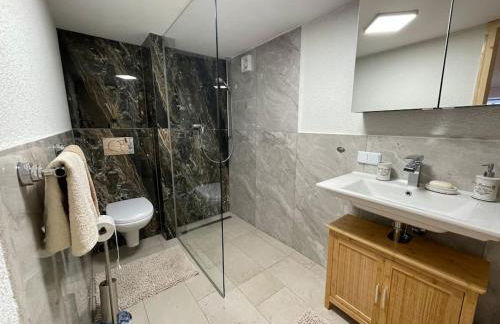 Schöne Ferienwohnung am Alpersbach in Hinterzarten - Foto 2