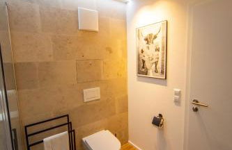 P-Hosting Modernes Apartment zwischen Ravensburg und dem Altdörferwald, 110qm, Familienfreundlich, Separater Eingang, Kaffeevollautomat, Bäcker und Pizzeria 15 Meter, Spielplatz 50 Meter, 20 Km zum Bodensee, 30Km in die Berge - Photo 13