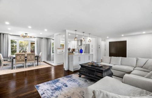 Casa 22 Luxury & Modern 3BD 2BA Home in Skokie - Photo 7