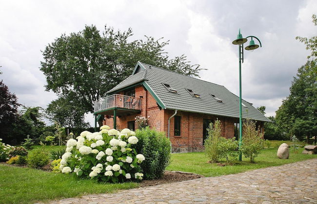 Country House by Lake Dummer With Rowing Boat - Foto 1