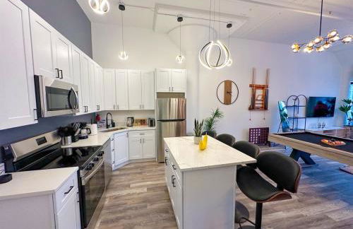 Luxury 6BR Suite with Pool Table Sleeps 12 Perfect for Group Stay Near McCormick Place, Grant Park and Soldier Field - Foto 30