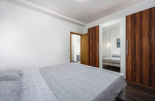 Traumhaftes Apartment nur 500 Meter zum Strand mit Grill, Waschmaschine, Klima - Foto 9