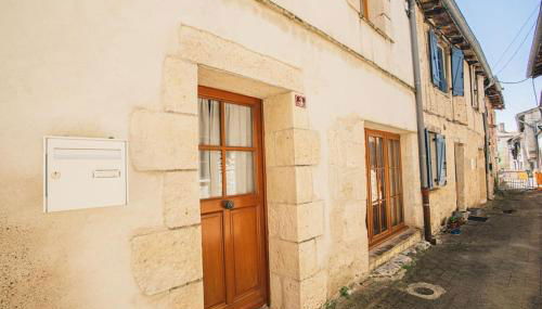 "Charmante maison de ville" au coeur de la cité médiévale - Foto 2