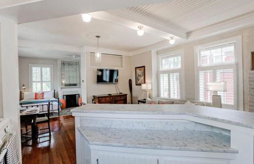 Carriage House at Forsyth 30 Night Minimum - Foto 15