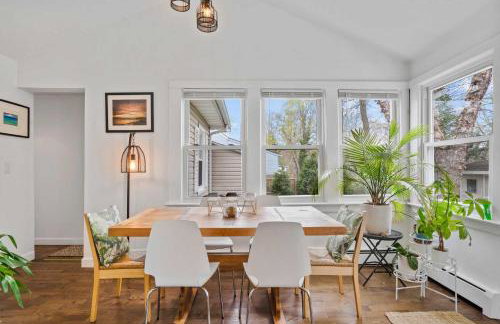 Sea Cliff Charm: 5 Mins to Beach, Firepit - Foto 7