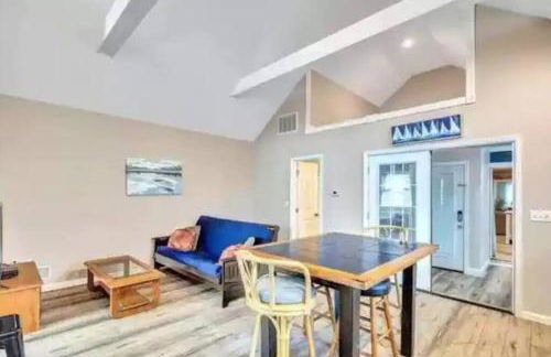 The Boathouse- 2 Apartments in 1 With Game Room! - Foto 16