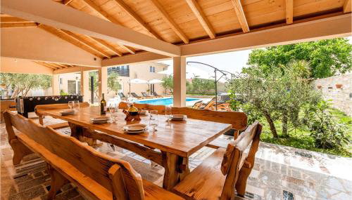 7 Bedroom Awesome Home In Polaca - Foto 4