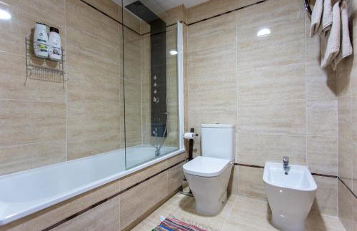 Apartment on the beach,pool,WiFi,garage,Valencia - Foto 25
