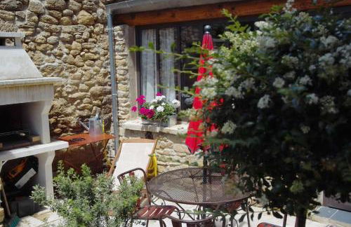 Les Calades de Suze - Vieilles pierres et espace détente spa et sauna privatif - Foto 1