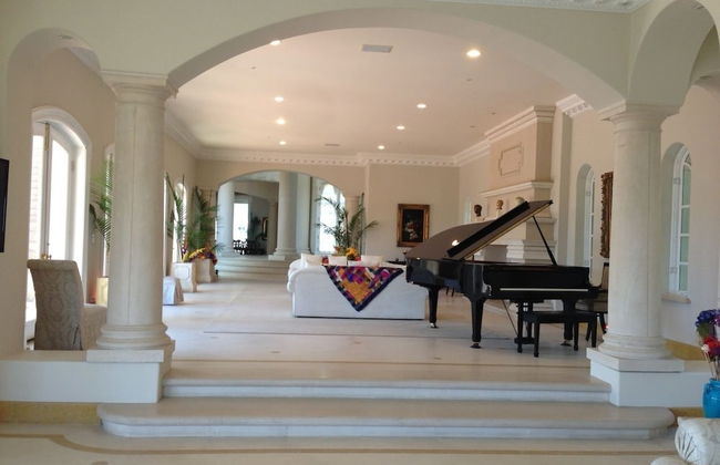 The Stradella Court Mansion - Photo 19