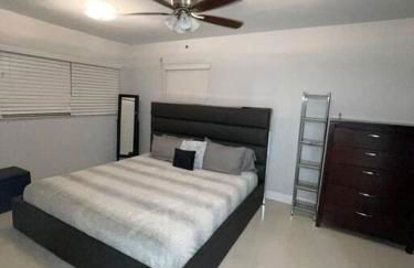 Modern Miami Oversized 3 Bedroom in Central Location - Foto 50