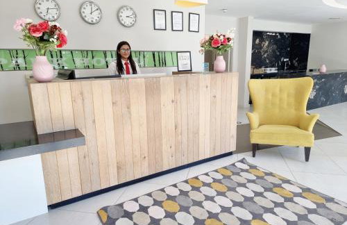 Axiom Park Hotel - Photo 70