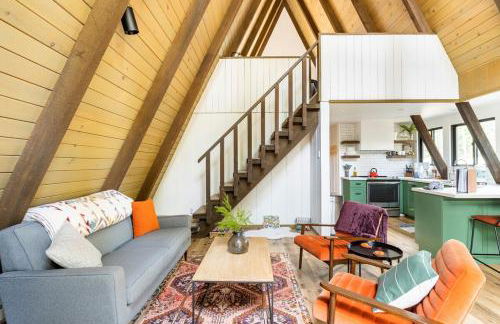 Dogwood Peak Mid-Century A-Frame with AC Style - Foto 18