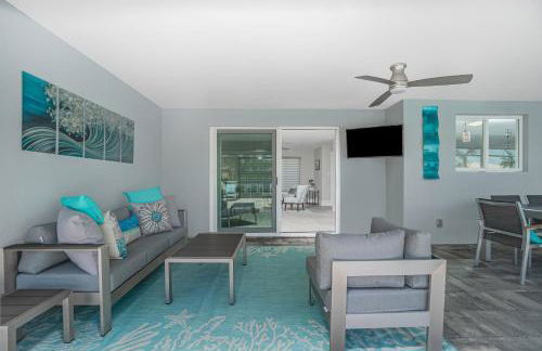 Villa Tranquility-Waterfront-Free Amenities-Heated Pool-Bikes-Dock Fishing & Beach Gear - Foto 8