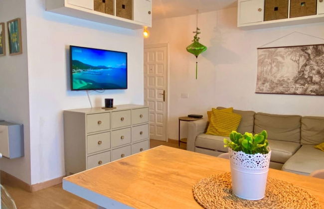 Cozy Urban Escape 1BR Near Tenerife South Airport - Foto 7