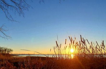 Lovely Lakeside Living - Foto 1