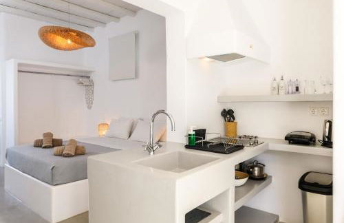 Mykonos Supreme Comfort Suites & Villas - Photo 116