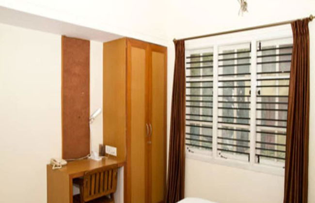 OM Residency - Photo 2