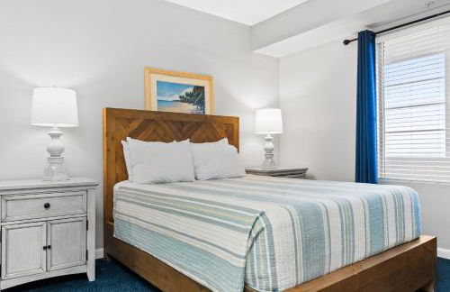 Breath Taking 3 BR Direct Oceanfront Condo with Private Balcony at The Wyndham Ocean Walk Resort - Foto 9