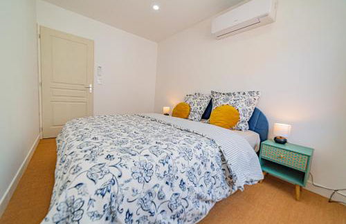 Playroom XXL Loft LOVE Room avec Espace spa Terrasse vue sur les toits Salle de jeux pour adultes Libourne centre 10 min de St Emilion Proche Bordeaux - Foto 19