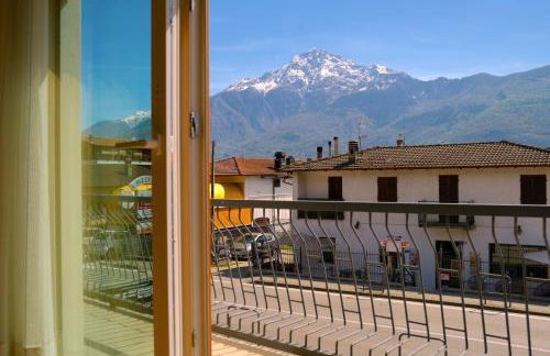 CASA PAOLA Central Stay by the Lake - Foto 11