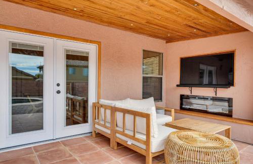 Gorgeous Green Valley Home Patio and Private Pool! - Foto 24