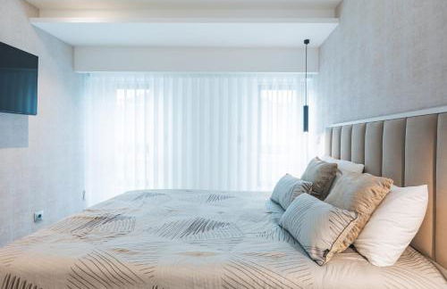 SeaLux Apartment (Seaside) - Photo 16