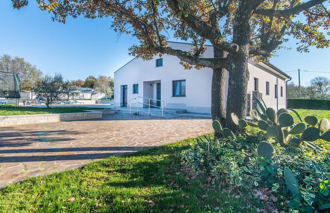 Beautiful Villa in Vrsar With Swimming Pool - Foto 1