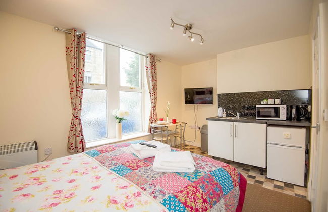 Bradford City Apartments Flat 71 - Photo 5