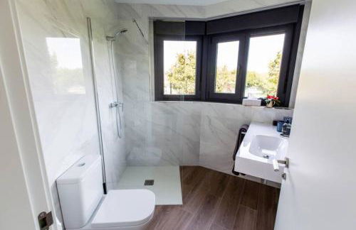 La llosina Vivienda Vacacional alquiler íntegro - Foto 30