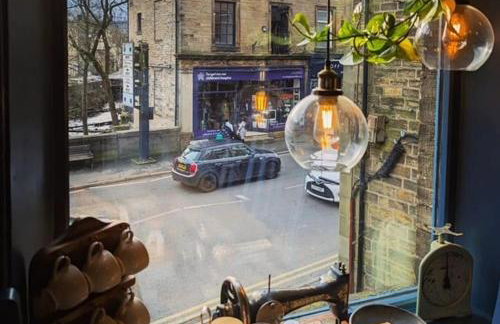 The Hideaway Holmfirth - Photo 24