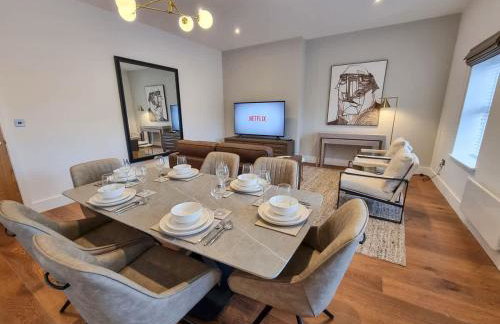 Altrincham Centre, 2 Bed, Bathtub, King Beds - Foto 2