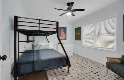 Family-Friendly 3BR Home in Montgomery - Foto 16