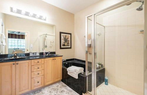 Luxury condo near Wiggins pass beach & park - Foto 11